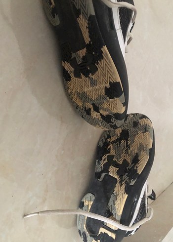 Under Armour Beyaz Gri Basketbol Ayakkabısı - Görsel 3