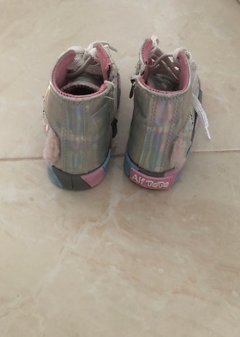 Kız Çocuk Gri Bağcıklı Spor Ayakkabı - Görsel 3