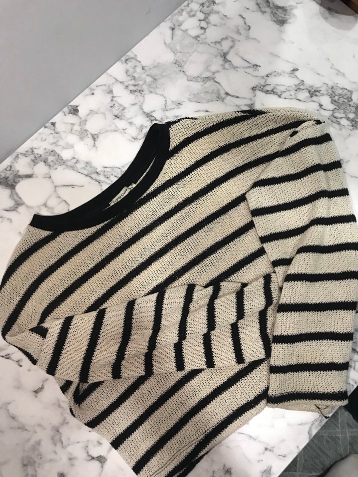 Çizgili Gri-Beyaz Triko Kadın Kazak - Görsel 2