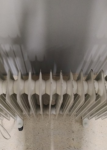 Beyaz Gri Elektrikli Isıtıcı - Görsel 2