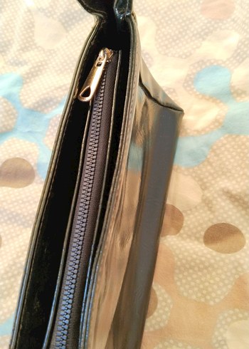 Koyu yeşil omuz çantası - Görsel 2