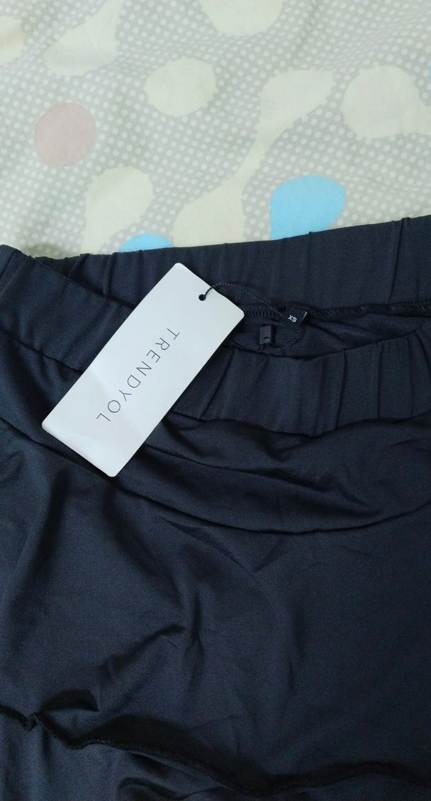 Kadın siyah pileli etek xs - Görsel 2