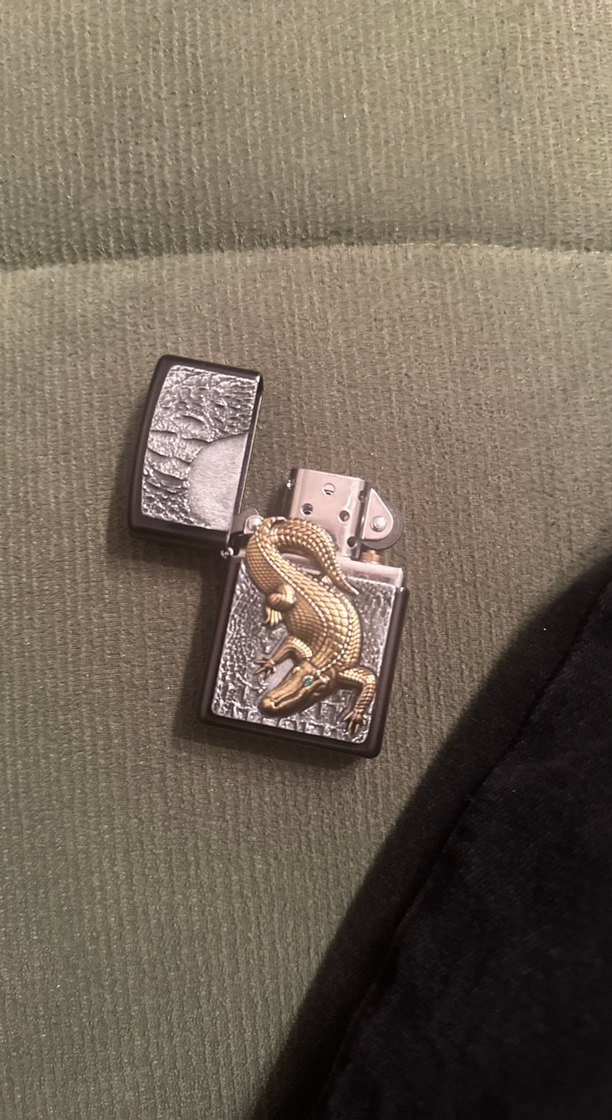 Zippo Vintage Krokodil Figürlü - Görsel 3