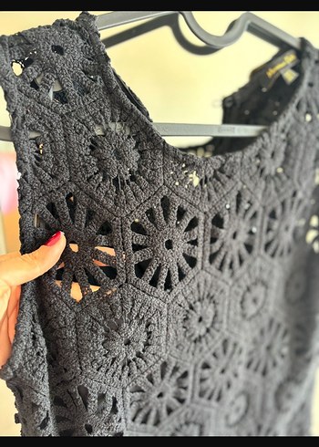 Siyah Dantelli V Yaka Midi Elbise - Görsel 4