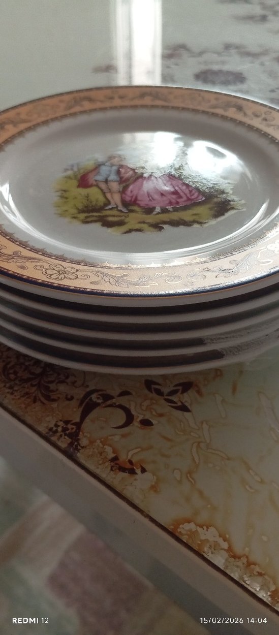 Parlak Çok Renkli Desenli pasta Tabak Seti 5li boyu 17 cm - Görsel 4