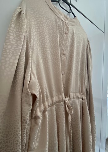 Düğmeli Bej Midi Kadın Tunik - Görsel 2