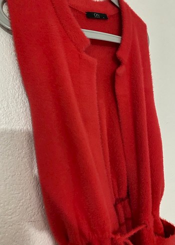 Kırmızı Kemerli Midi Kadın Yelek - Görsel 2