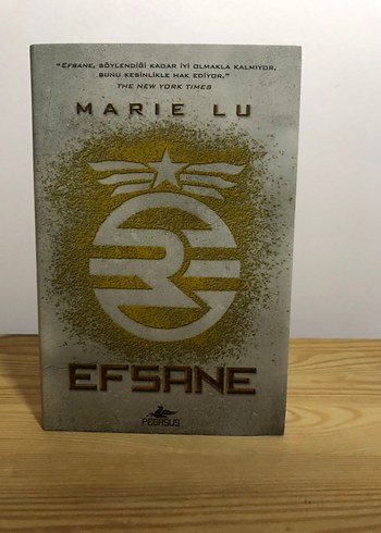 Marie Lu Üçleme Seti: Efsane, Direniş, Şampiyon - Görsel 2