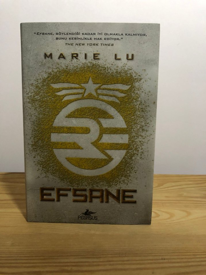 Marie Lu Üçleme Seti: Efsane, Direniş, Şampiyon - Görsel 2