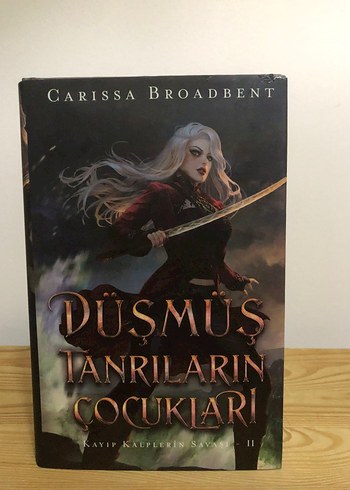 Hiçbir Dünyanın Kızı Düşmüş Tanrıların Çocukları - Görsel 3