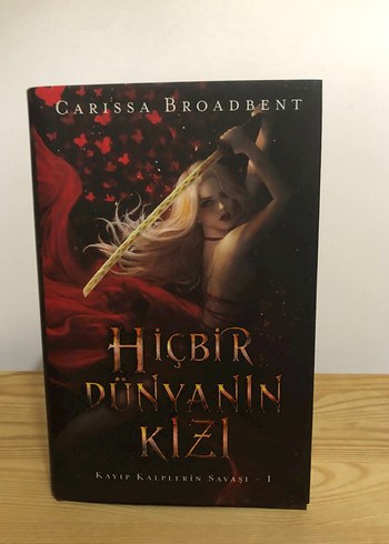 Hiçbir Dünyanın Kızı Düşmüş Tanrıların Çocukları - Görsel 2