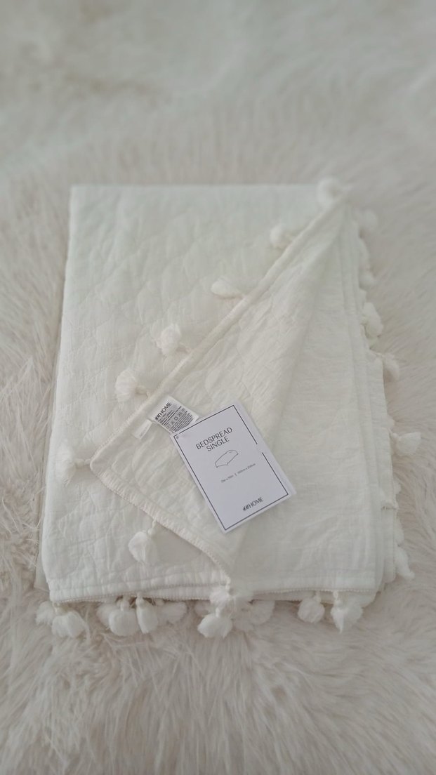 H&M PAMUKLU KAPİTONE YATAK ÖRTÜSÜ - Görsel 4