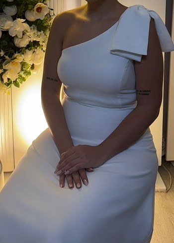 Yamuk Yaka Beyaz A Kesim Uzun Gelinlik - Görsel 2