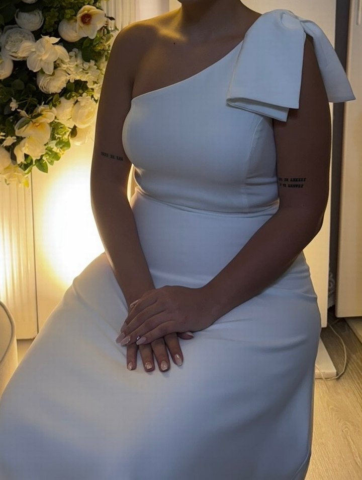 Yamuk Yaka Beyaz A Kesim Uzun Gelinlik - Görsel 2