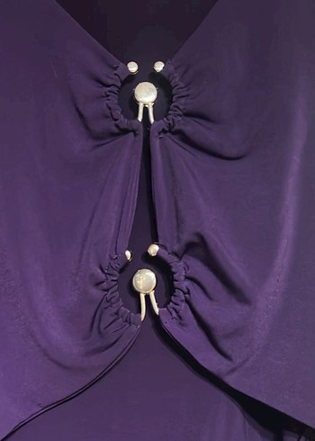 Mor Drapeli V Yaka Kısa Elbise - Görsel 2