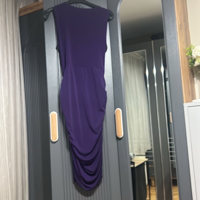 Mor Drapeli V Yaka Kısa Elbise - Görsel 3