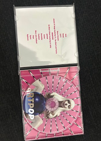 Lady Gaga - ARTPOP CD Albümü - Görsel 3