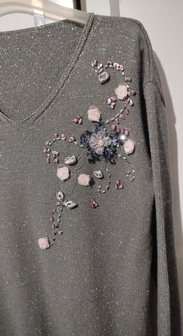 Gri Payetli Nakışlı Kadın Triko - Görsel 3