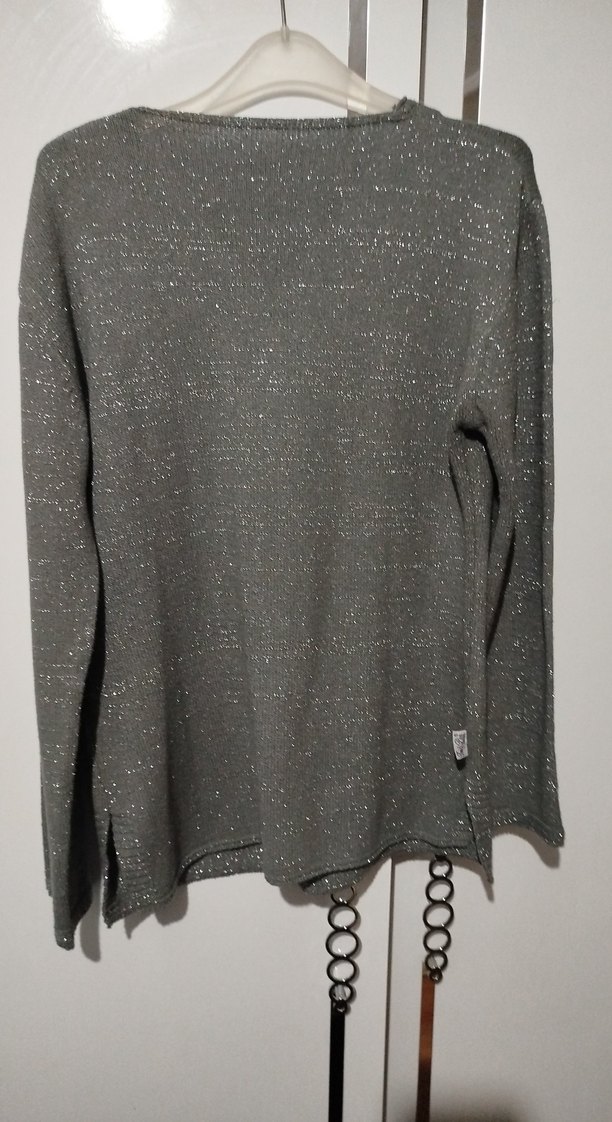 Gri Payetli Nakışlı Kadın Triko - Görsel 4