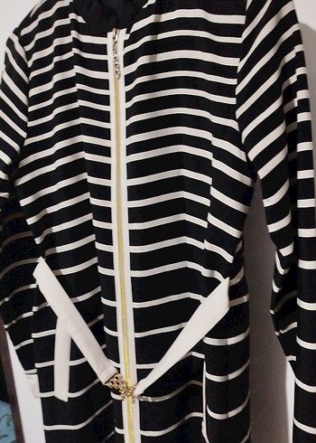 Çizgili Siyah Uzun Kap - Görsel 4