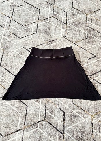 Siyah Dökümlü Midi Kadın plaj eteği - Görsel 2