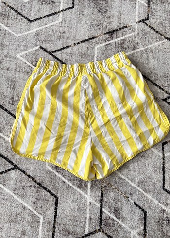 Sarı Çizgili  Mini deniz Şortu - Görsel 2