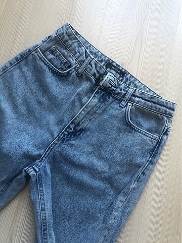 Trendyol & Milla Yırtık jeans