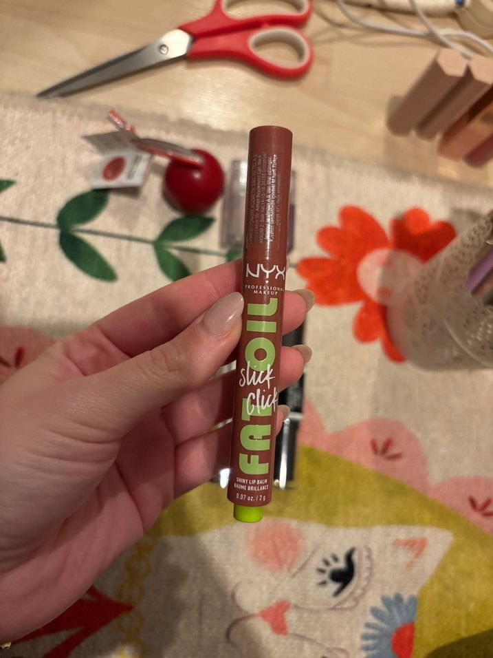 NYX Fat Oil Lipstick - Görsel 2