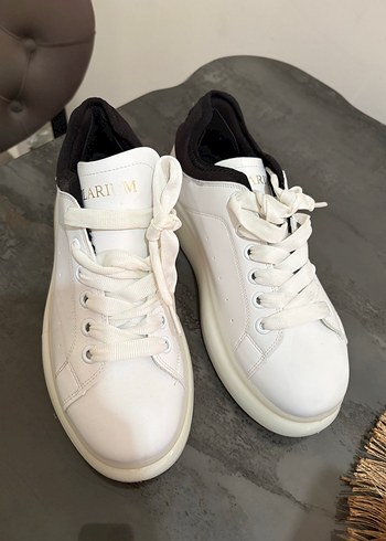 Diğer Siklik Ve Rahatlik Beyaz Deri Sneaker