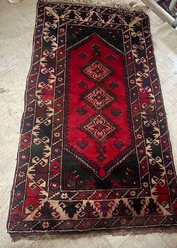 Koyu Kırmızı Desenli Antika Halı - Görsel 3