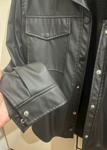 Düğmeli Siyah Deri Kadın Ceket - Görsel 3