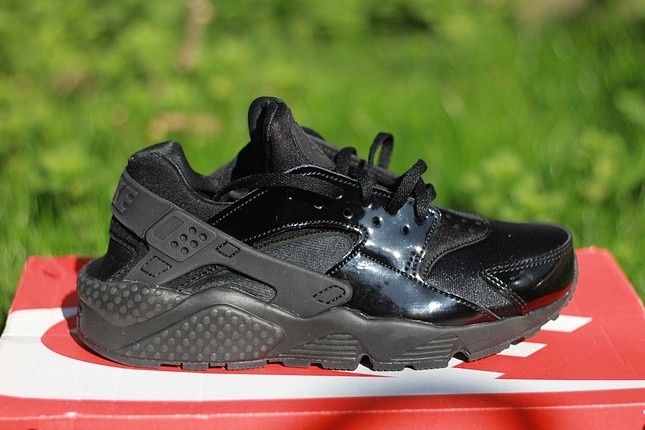 Nike Air Huarache 