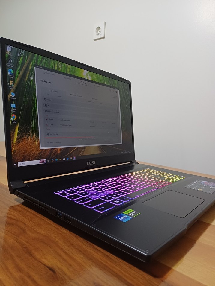 MSI KATANA 17 b13vgk-1287xtr - Görsel 2