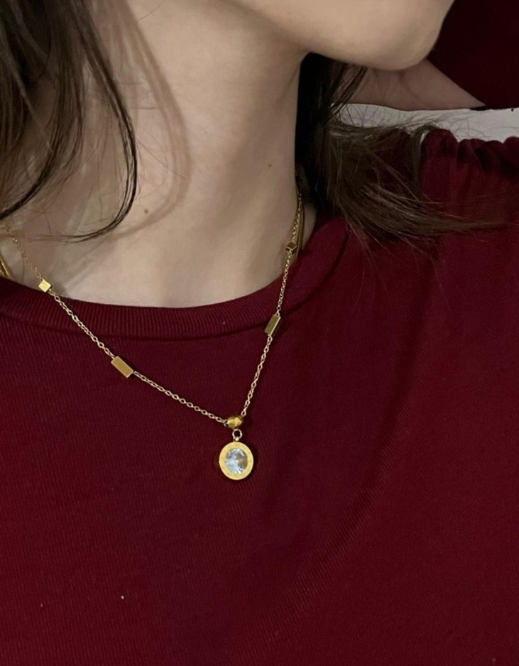 Çelik Roma Rakamlı Premium Taşlı Kolye - Görsel 3