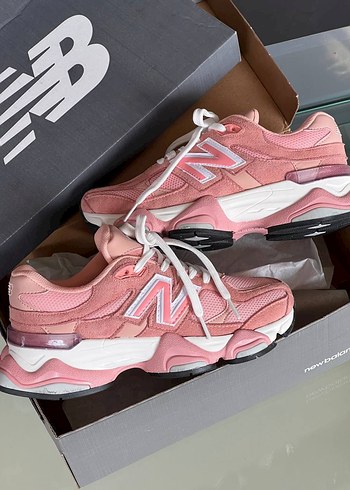 New Balance Pembe Bağcıklı Spor Ayakkabı - Görsel 2