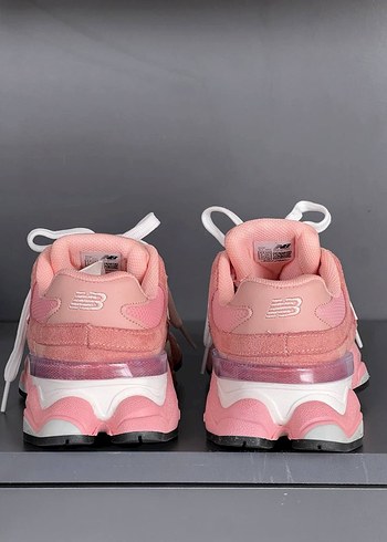 New Balance Pembe Bağcıklı Spor Ayakkabı - Görsel 6