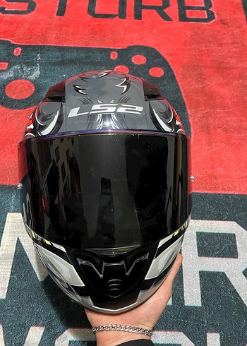 Siyah Baskılı LS2 Motosiklet Kaskı - Görsel 3