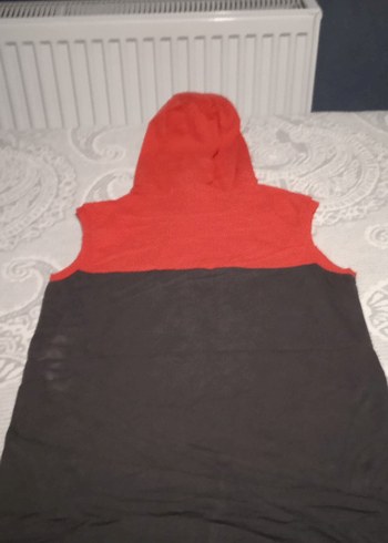 Kapüşonlu Kırmızı Erkek Çocuk t-shirt - Görsel 2