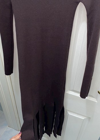 Koton x Melis Agazat Uzun kollu dik yaka asimetrik triko elbise - Görsel 5