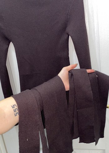 Koton x Melis Agazat Uzun kollu dik yaka asimetrik triko elbise - Görsel 2