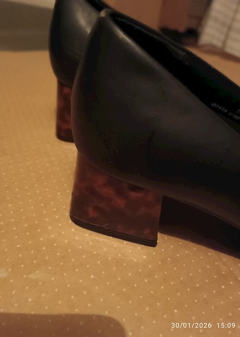 Siyah  Kadın Topuklu Ofis Ayakkabısı - Görsel 2