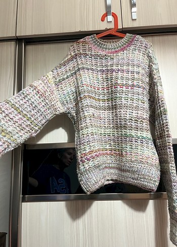 Kadın Desenli Kazak - Görsel 2