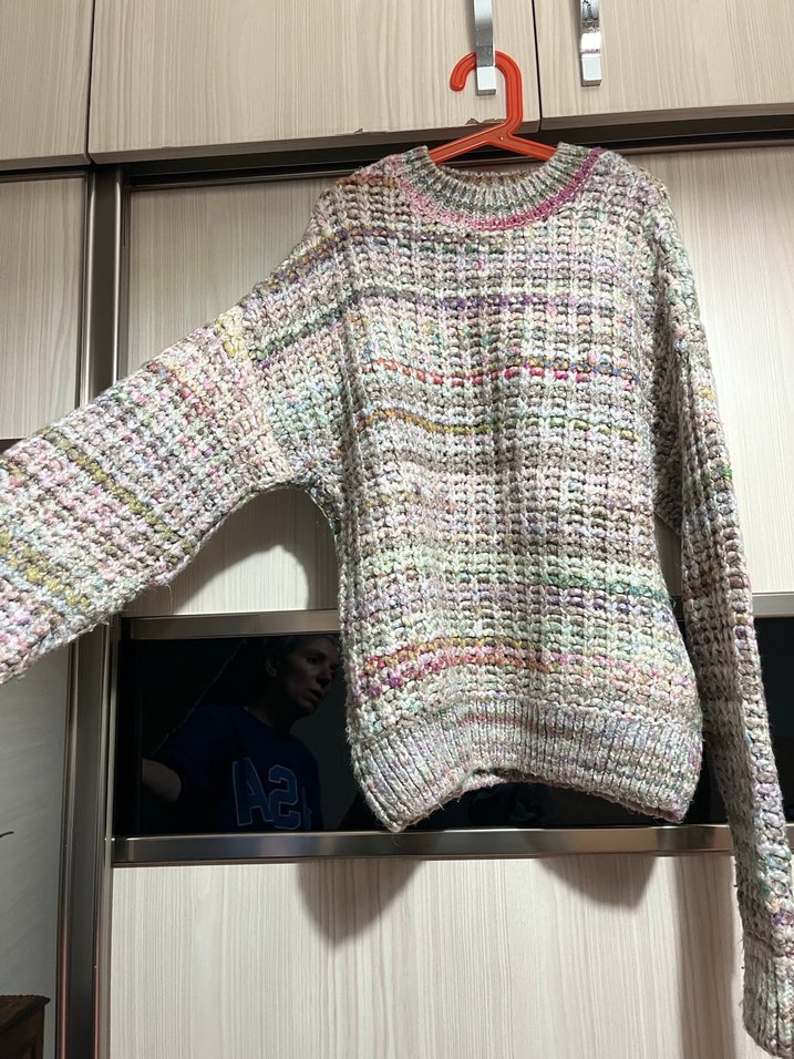 Kadın Desenli Kazak - Görsel 2