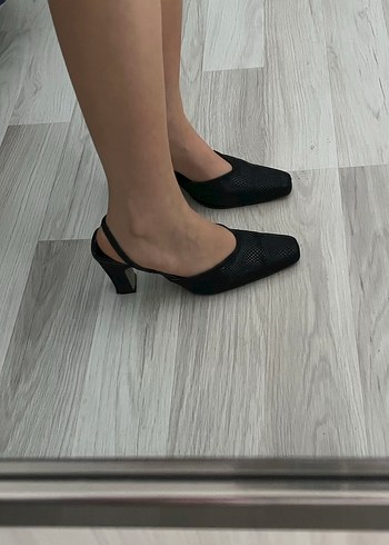 Tokalı Siyah Yılan Desenli Stiletto - Görsel 3