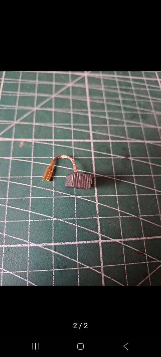 Karbon Fırça - Kömür - 1 takım 2 adet - Görsel 2