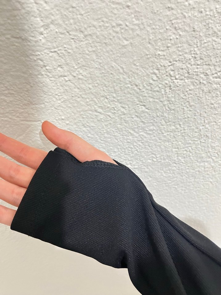 Siyah Boğazlı Uzun Kollu Kadın Sweatshirt - Görsel 2