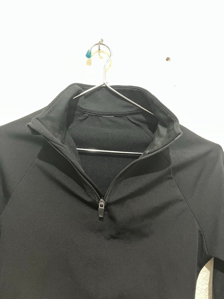 Siyah Yarım Fermuarlı Spor Kadın giyim - Görsel 2