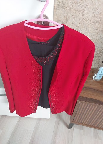 Parlak Kırmızı Mini Kadın Takım - Görsel 2