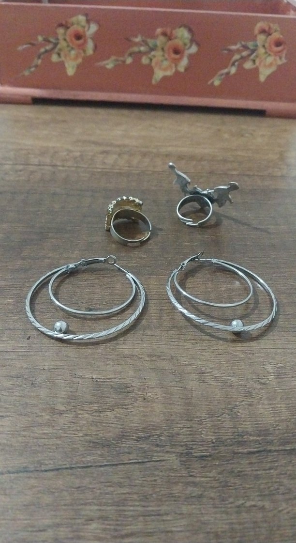 Bohem Gri Boncuklu Mini Küpeler - Görsel 2