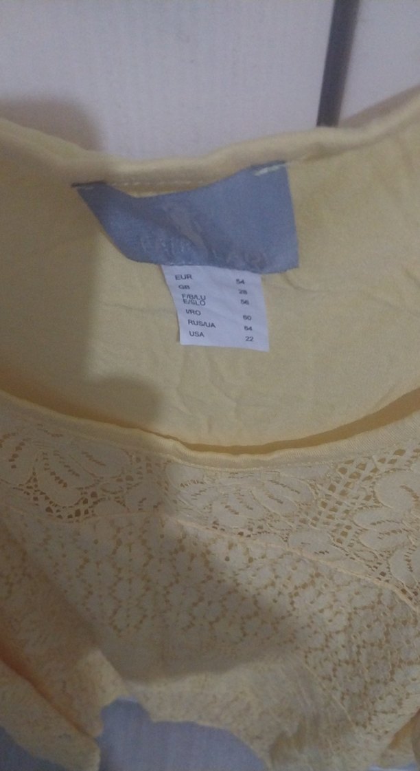 Sarı Dantel Detaylı Kadın Bluz - Görsel 2